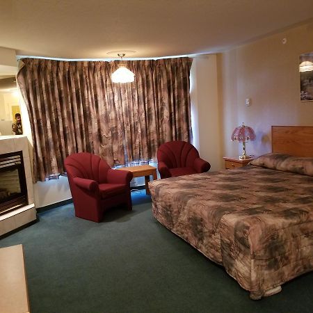Western Budget Motel West Red Deer Buitenkant foto